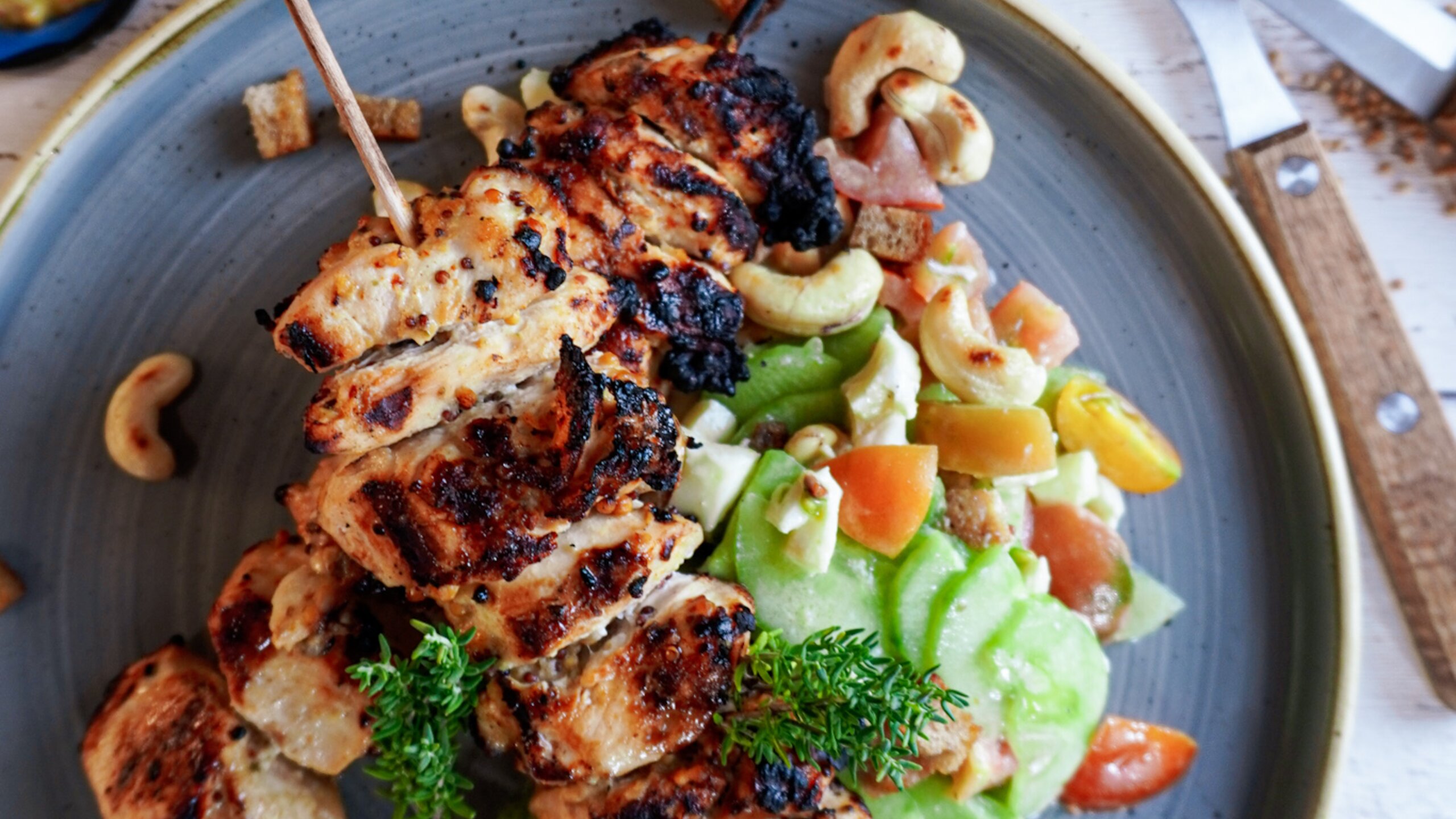 Rezept Hähnchenspieß in Biersenf zum Selberkochen. Ein leckeres schnelles Rezept.
