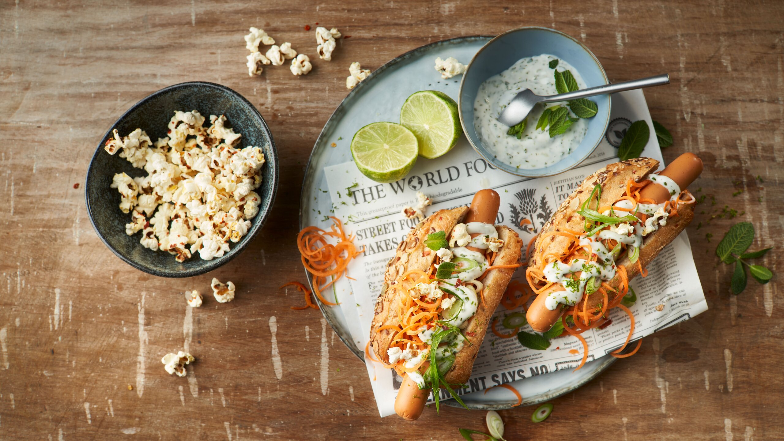 Hot Dog mit veganem Würstchen mit Develey die Leichte