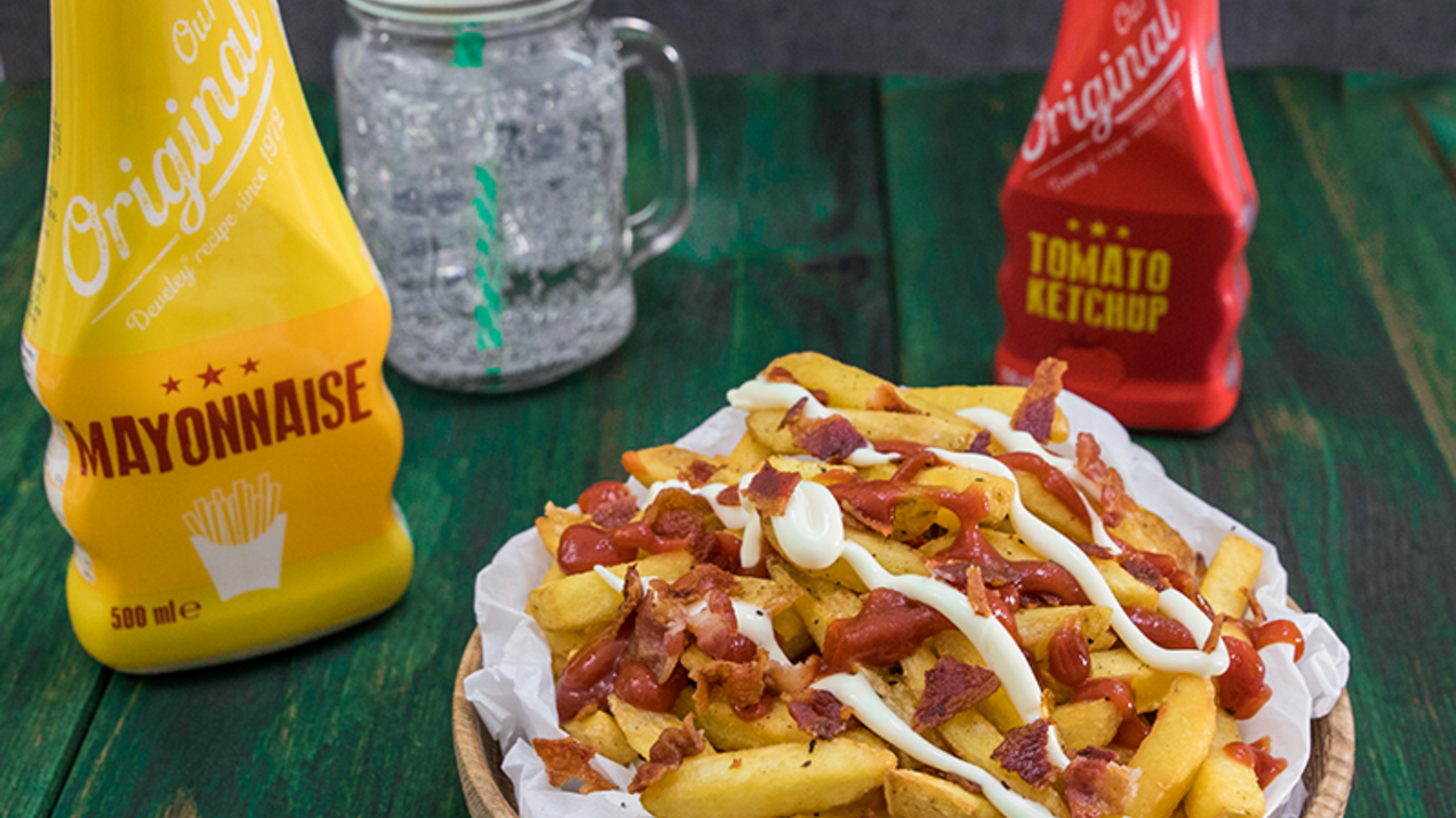 Rezept, Gericht von Develey: selbstgemachte Pommes mit leckerem Our Original Tomato Ketchup und Mayonnaise