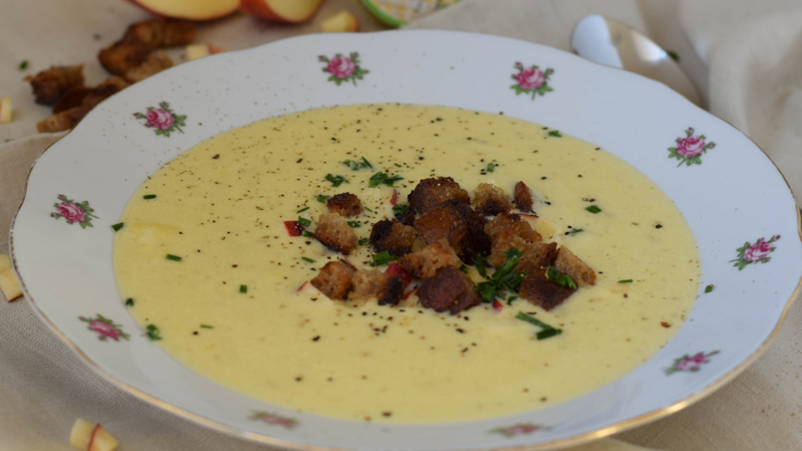 Apfelkren Schaumsuppe Rezept