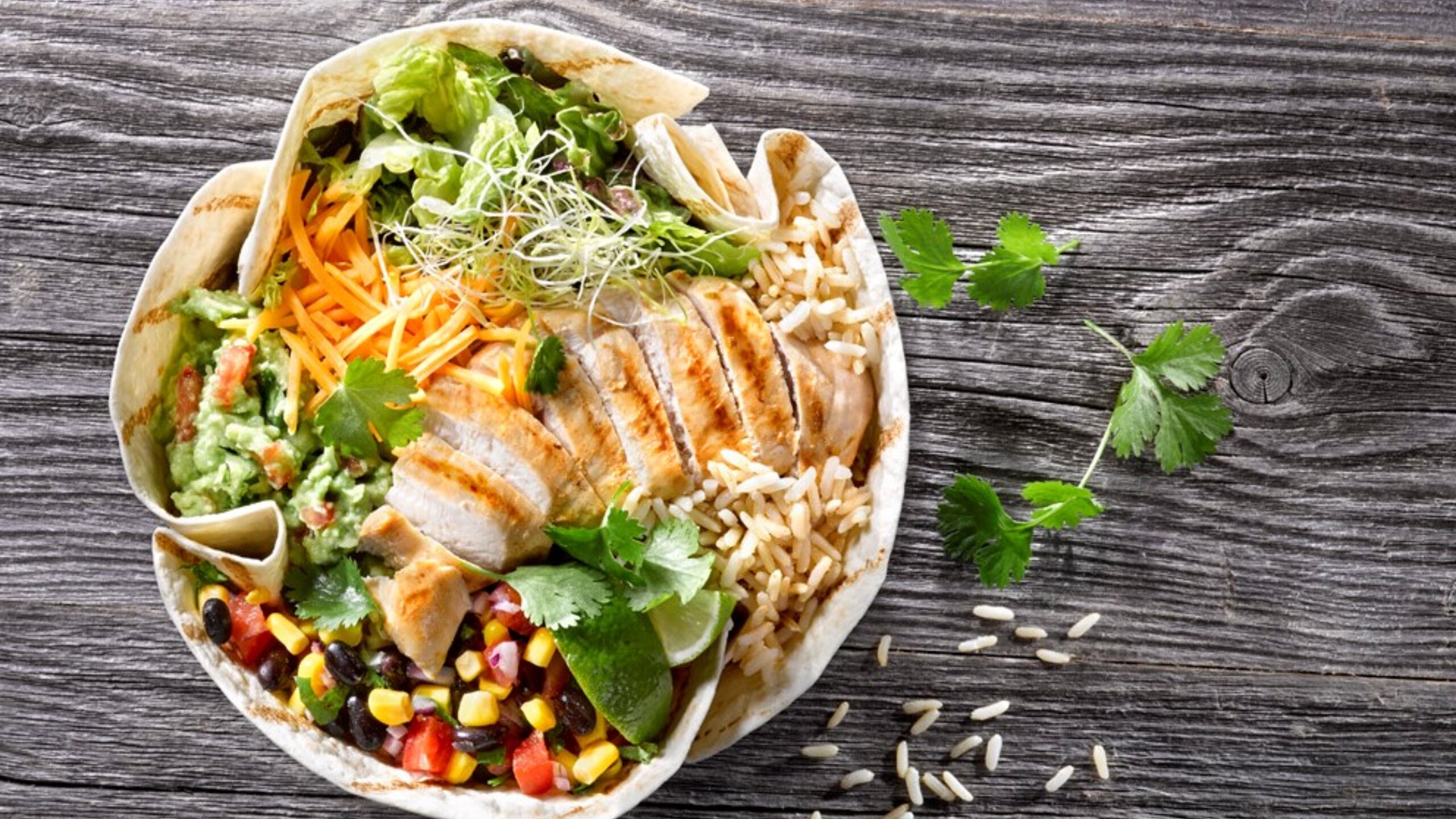 tabasco-burrito-bowl-spicy-chicken 